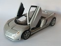 1:18 Hot Wheels Cadillac Cien 2002 Silver. Uploaded by Rajas_85